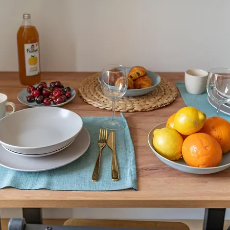 Apartment Golden - View & Provencal Charm *