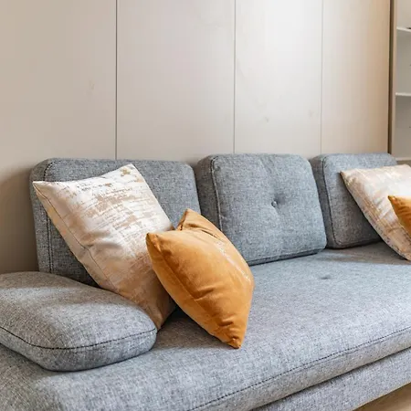 Golden - View & Provencal Charm * Nimes